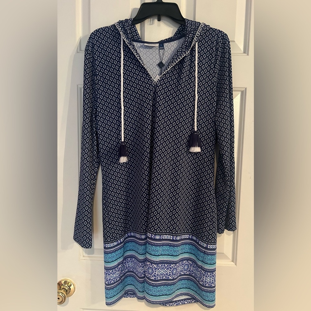 Talbots Blue & White Hooded Beach Coverup. L. NWT.